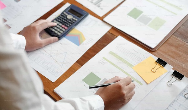 10月2日 四季報分析で見えた！新年度に「大化け」を狙う厳選5銘柄を徹底解説