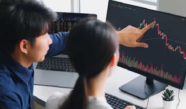 10月5日 四季報分析で見えた！新年度に「大化け」を狙う厳選5銘柄を徹底解説